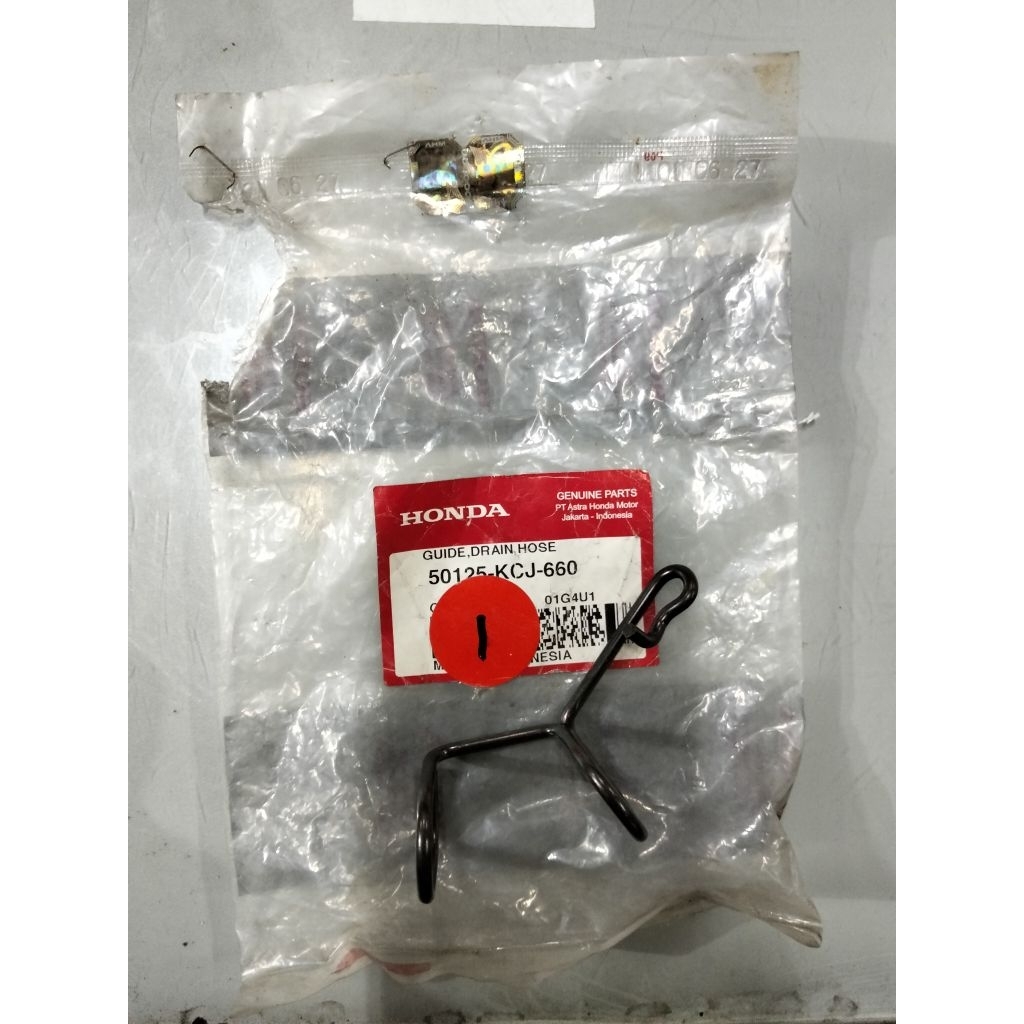 Guide drain hose knalpot untuk motor Tiger Revo number part 50125KCJ660