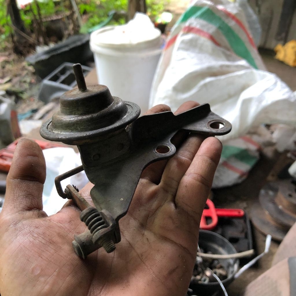 Vakum idle up AC kijang copotan original