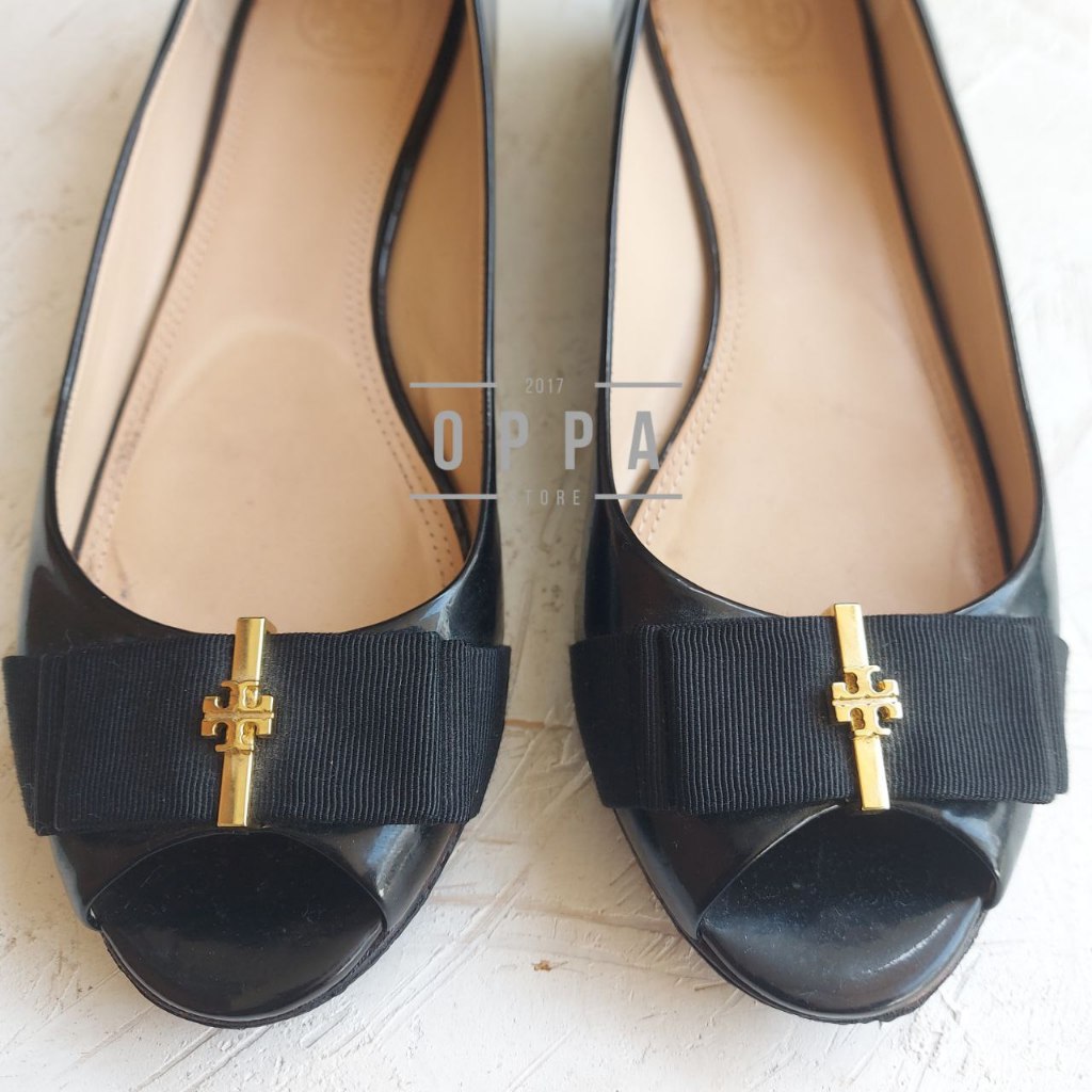 Authentic Tory Burch Original Trudy Black Open Toe Wedge Flats Size US8 Bekas