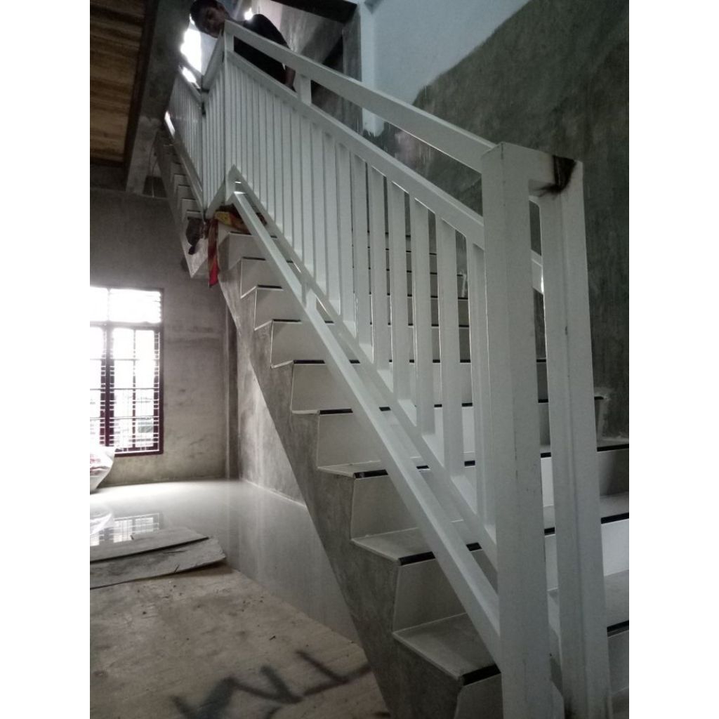 Ralling Pagar Tangga rumah Minimalis