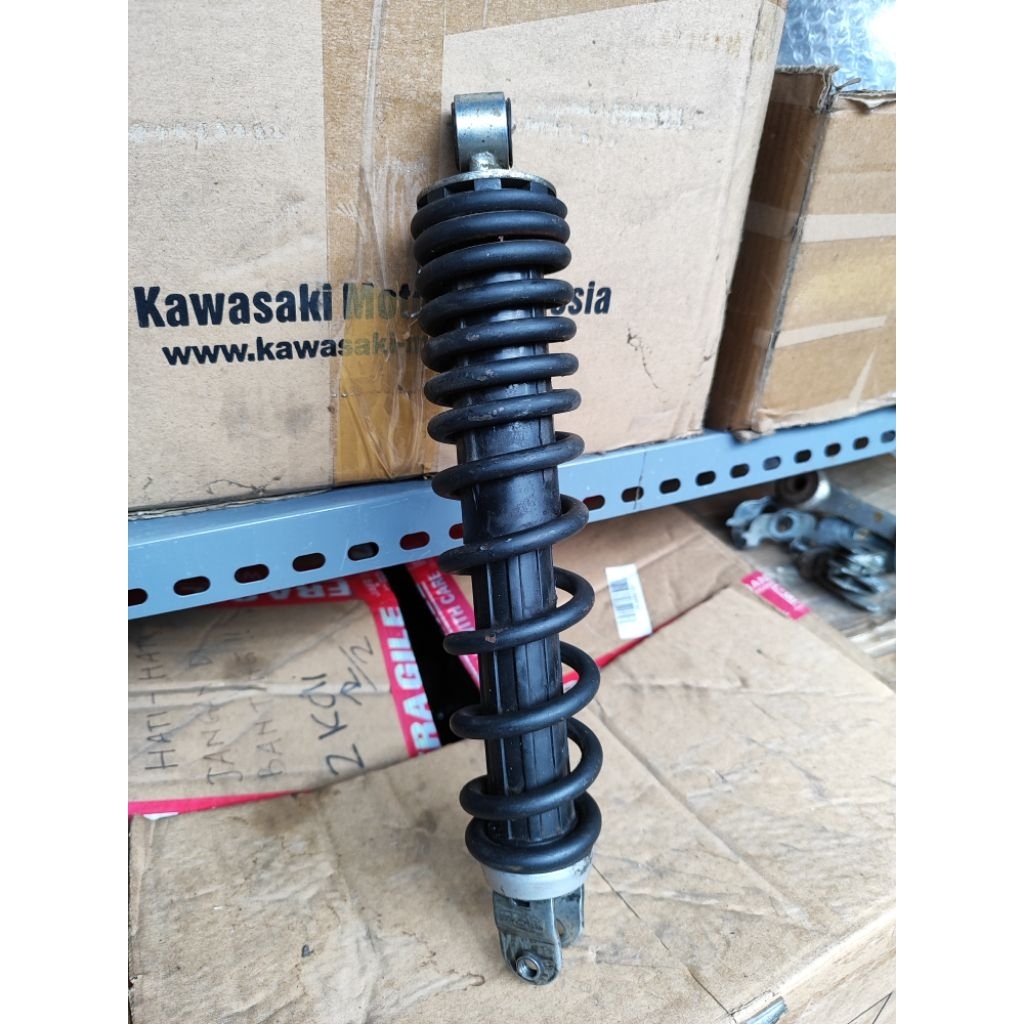 skok belakang ori copotan honda beat karbu