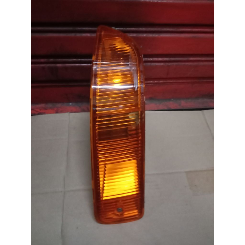 lampu sein bemper depan toyota corona absolute