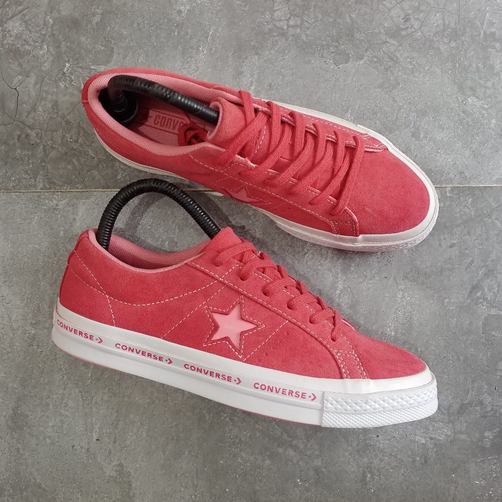 ( Size 38 / 24 cm ) Converse One Star Ox Suede Red / Paradise Pink / White Original