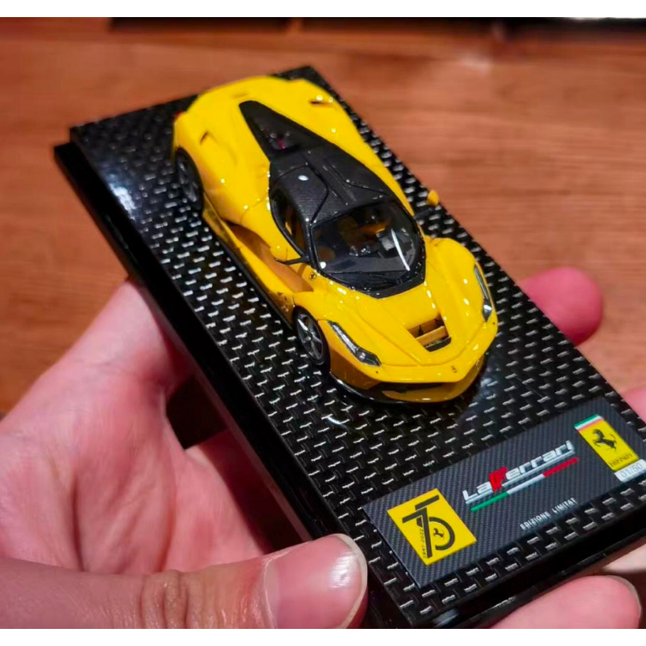 DMH LAFERRARI YELLOW CARBON LIMITED EDITION 50PCS DIECAST RESIN DMH LAFERRARI YELLOW CARBON LIMITED 