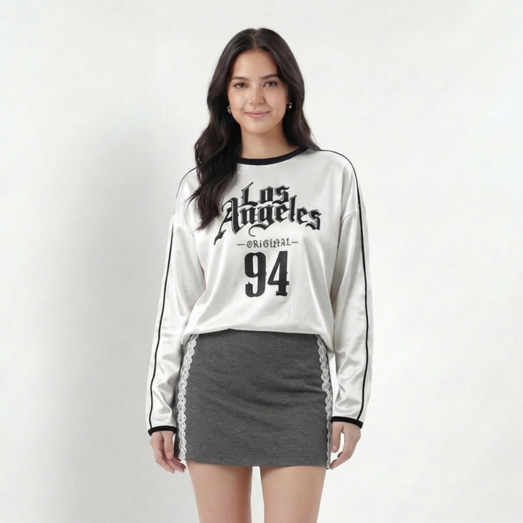 Kaos Wanita Oversize Jersey Putih Lengan Panjang 1550 - Dare To Be