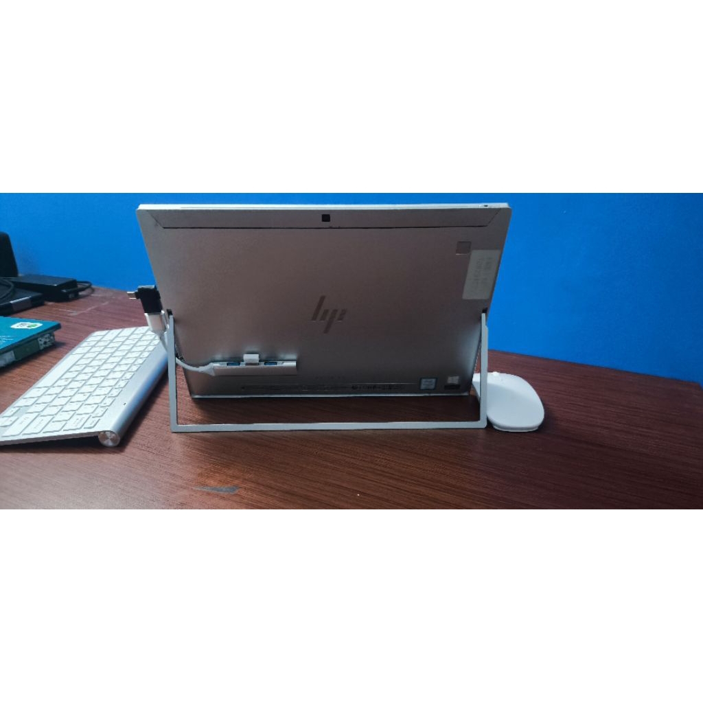laptop tablet windows hp elite X2 g3 second/bekas