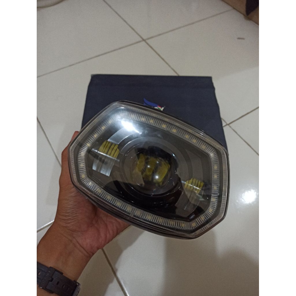 headlamp vespa sprint