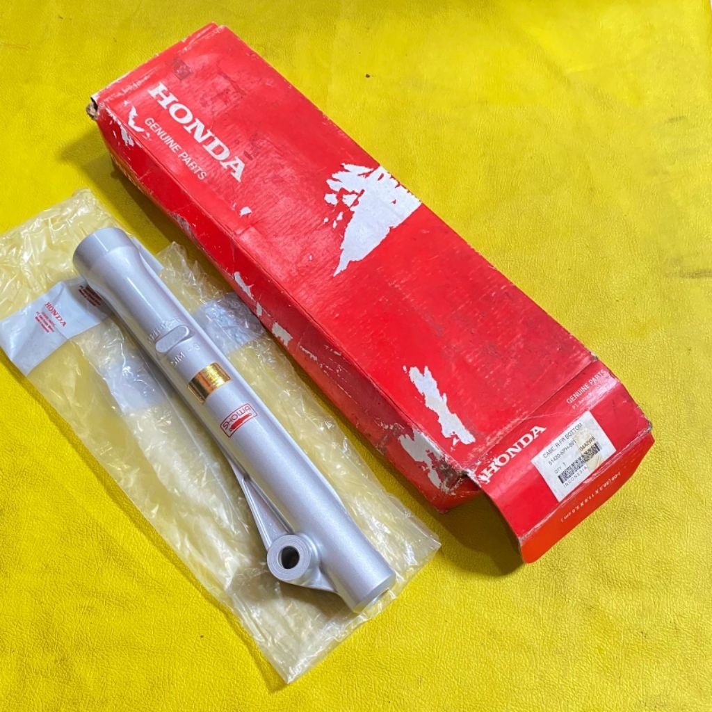 Bottom tabung shock kanan honda karisma tromol original 51420-KPH-891