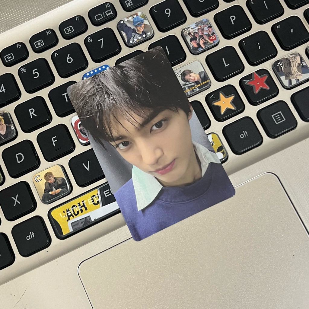 [booked items] photocard keonho studio choom weverse