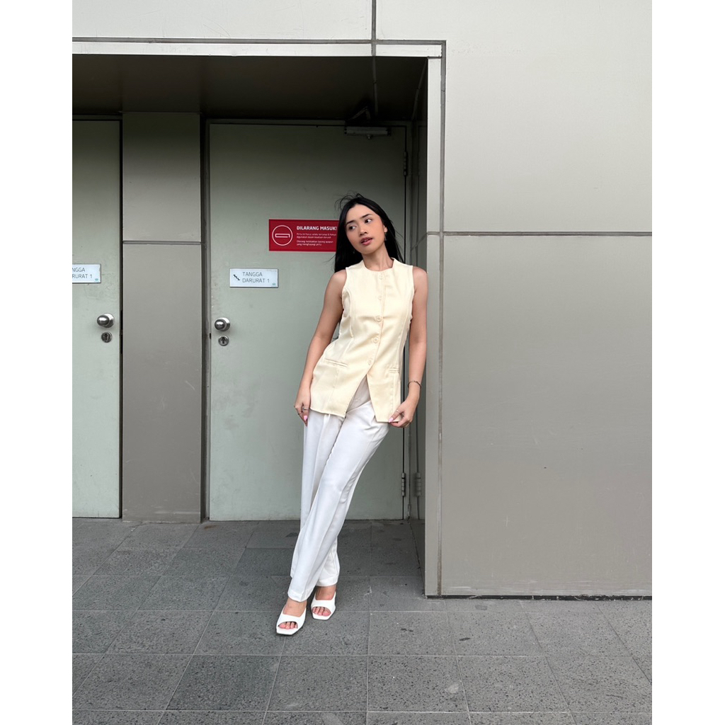 Shop At Renera - Audrey Top