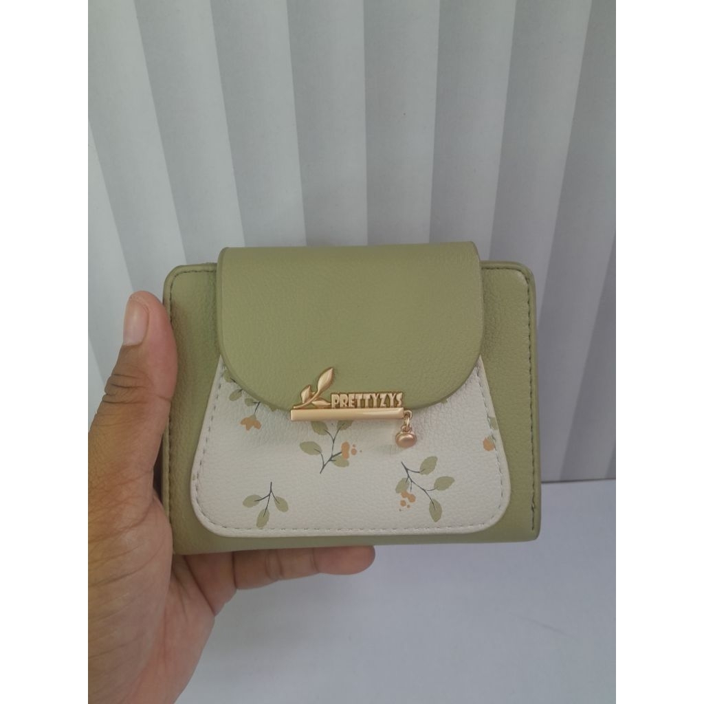 Preloved dompet lipat 3 wanita dompet prettyzys