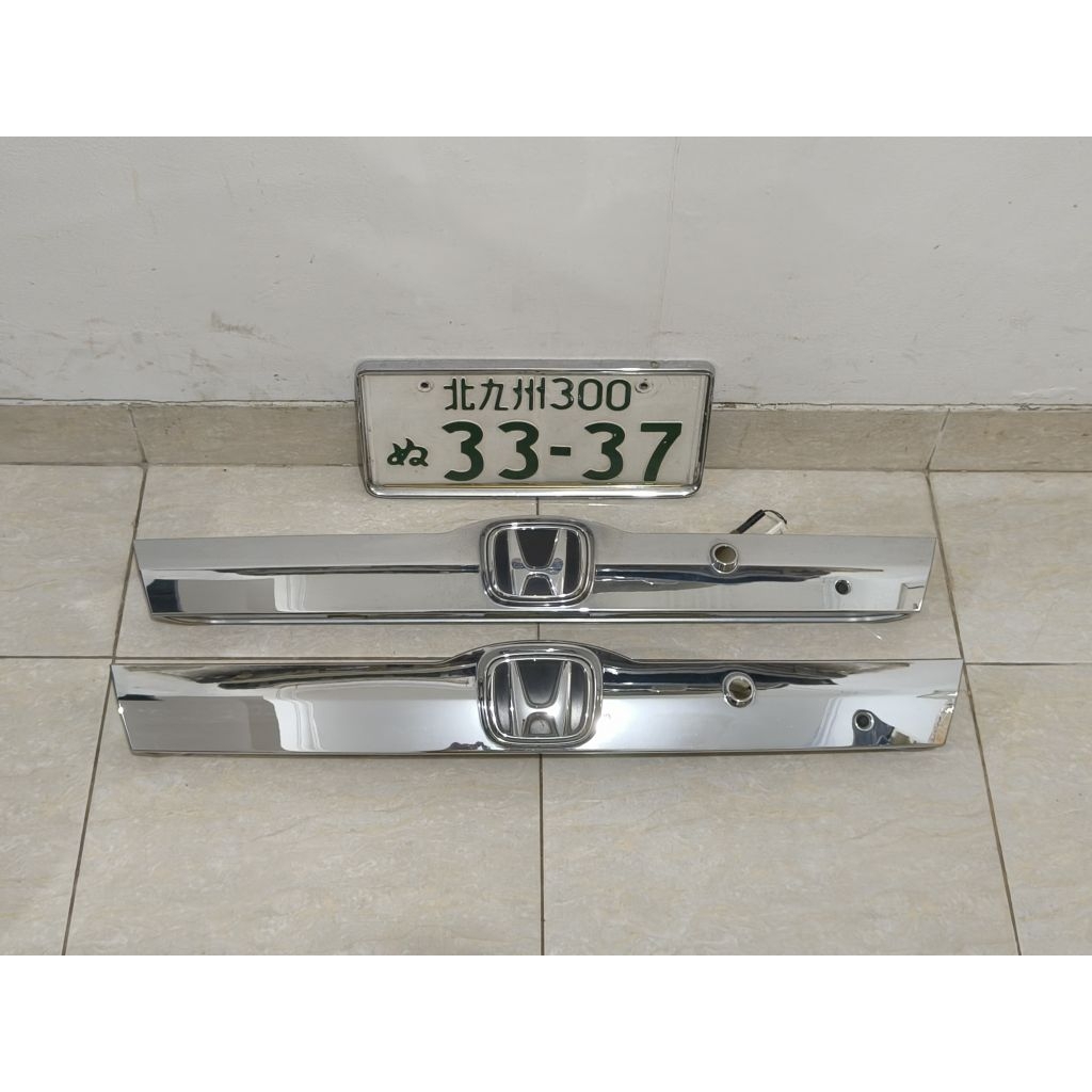 Trunk Lid Garnish Chrome Bagasi Honda Jazz GE8 Hybrid