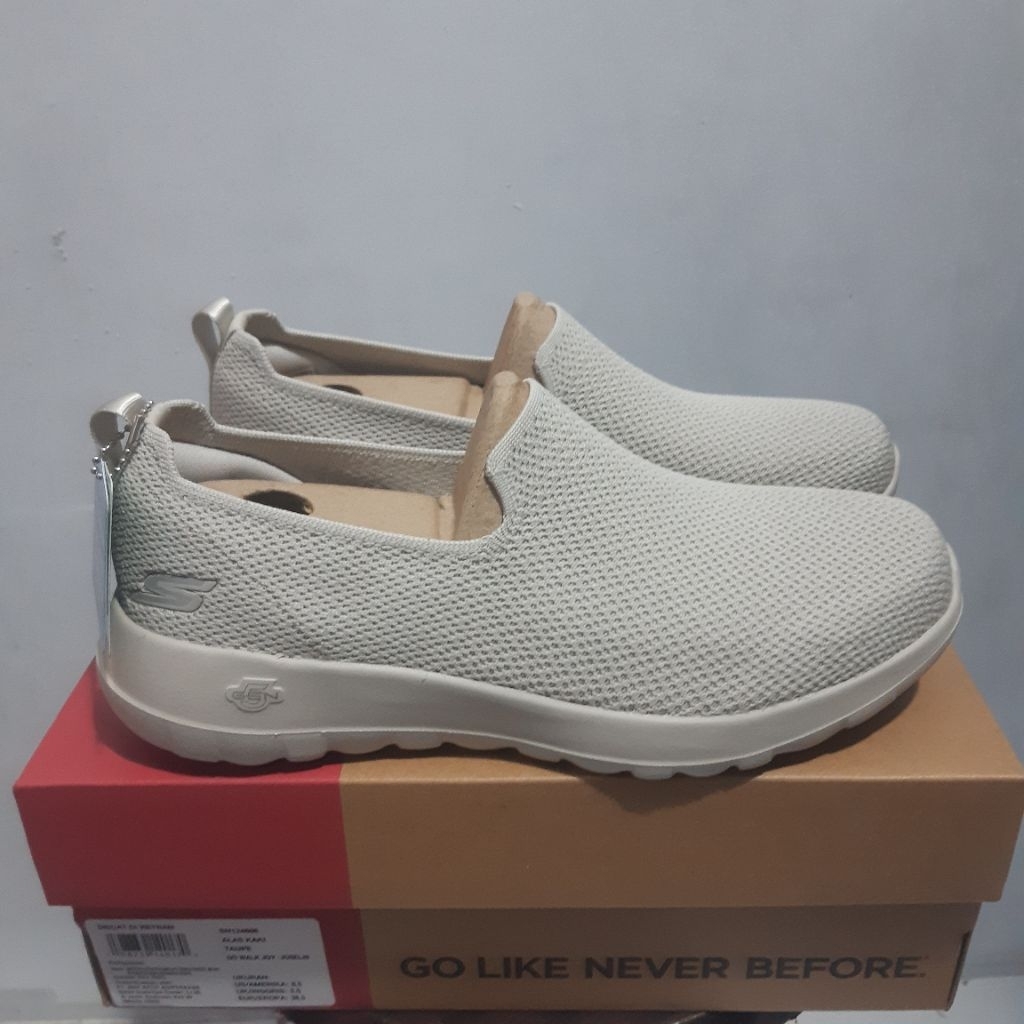 SEPATU WALKING SKECHERS GOWALK WANITA TAUPE