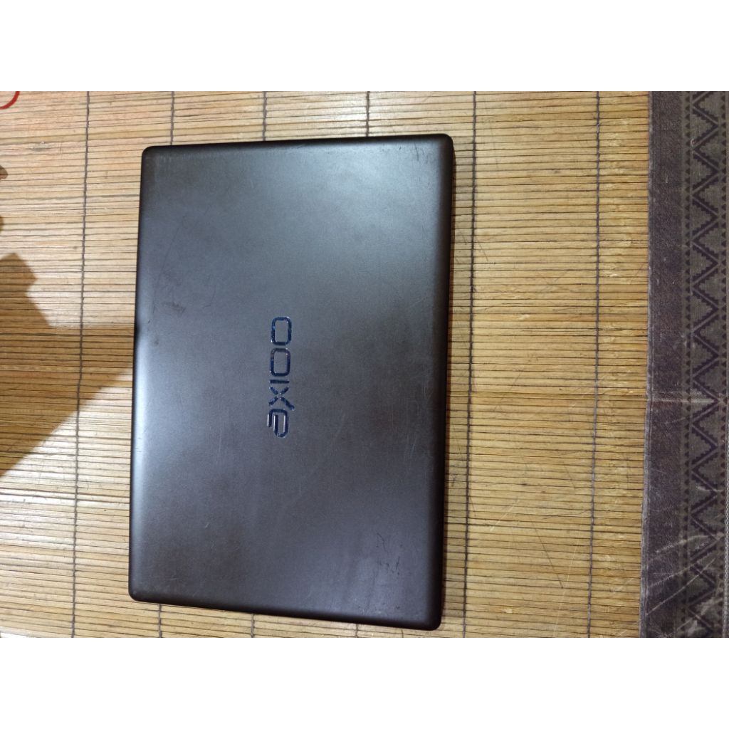 Casing LCD + Palmrest Axioo Mybook 11G