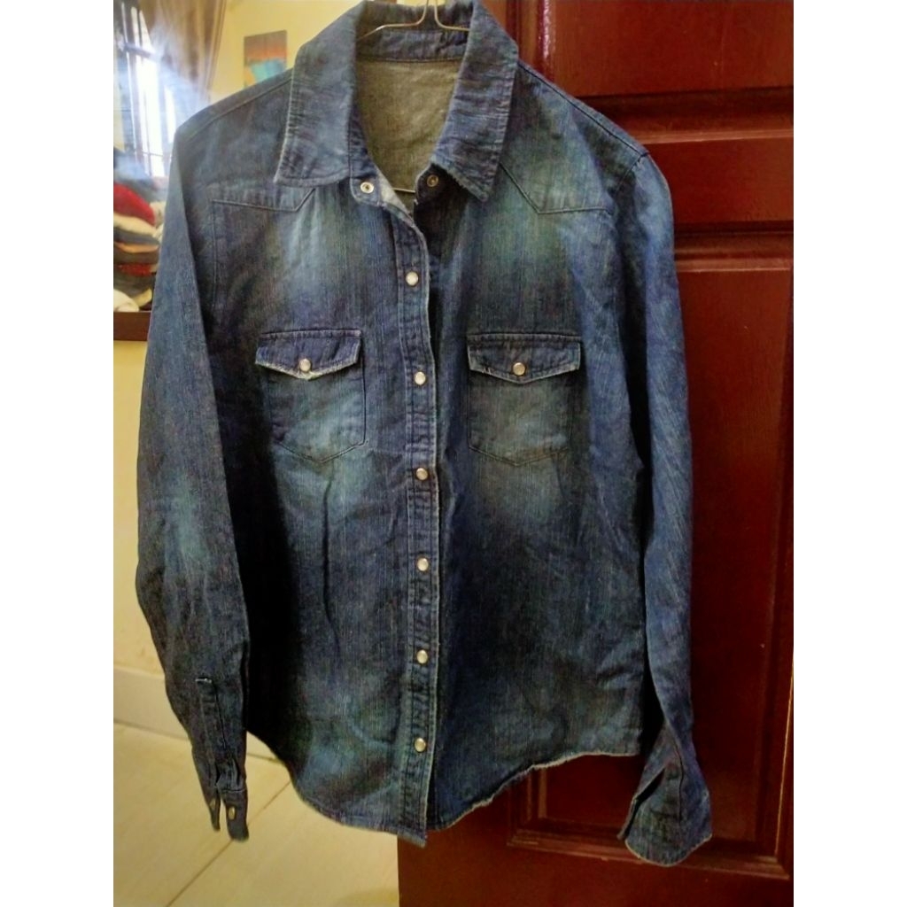 kemeja jeans grunge