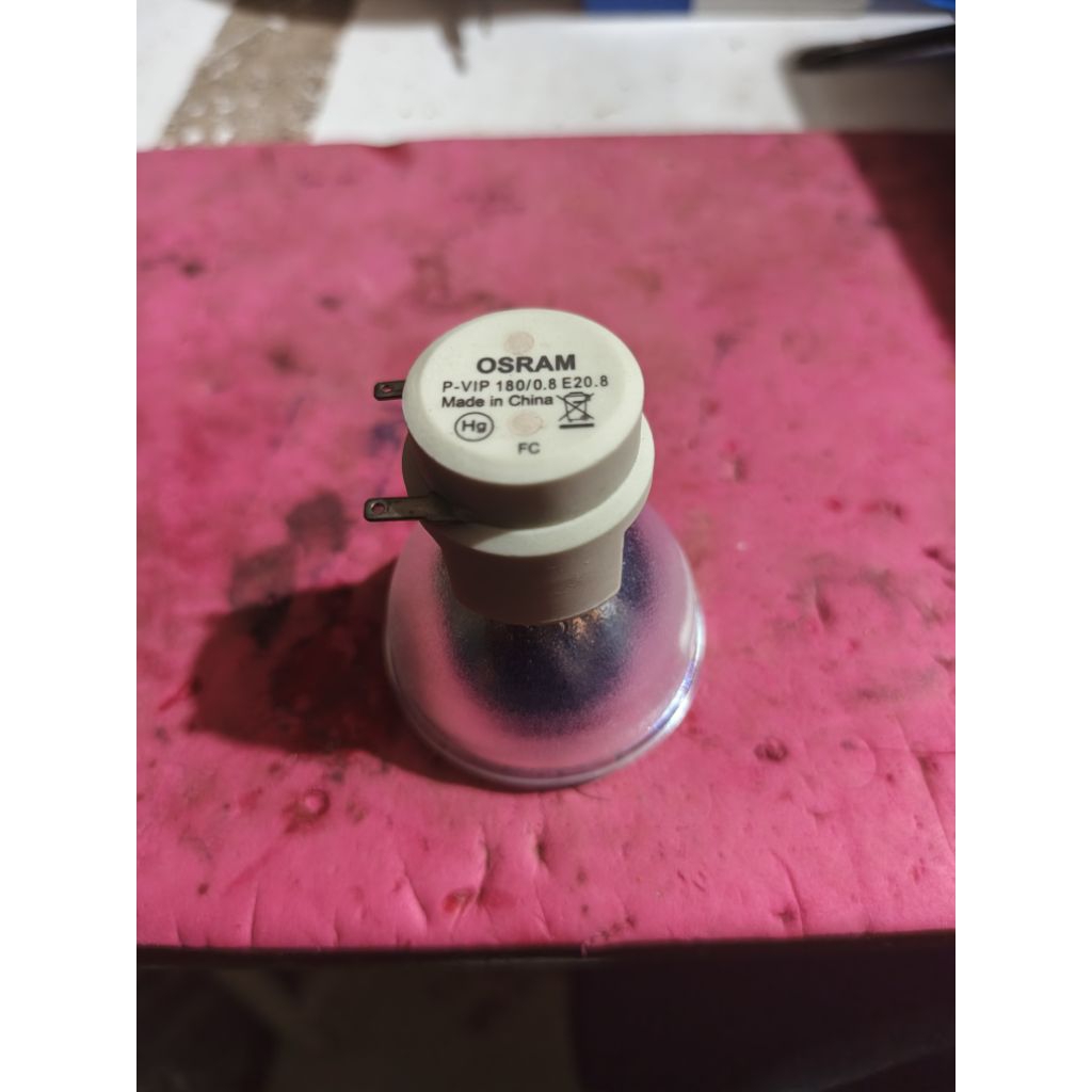 LampuProjector-LampuProyektor