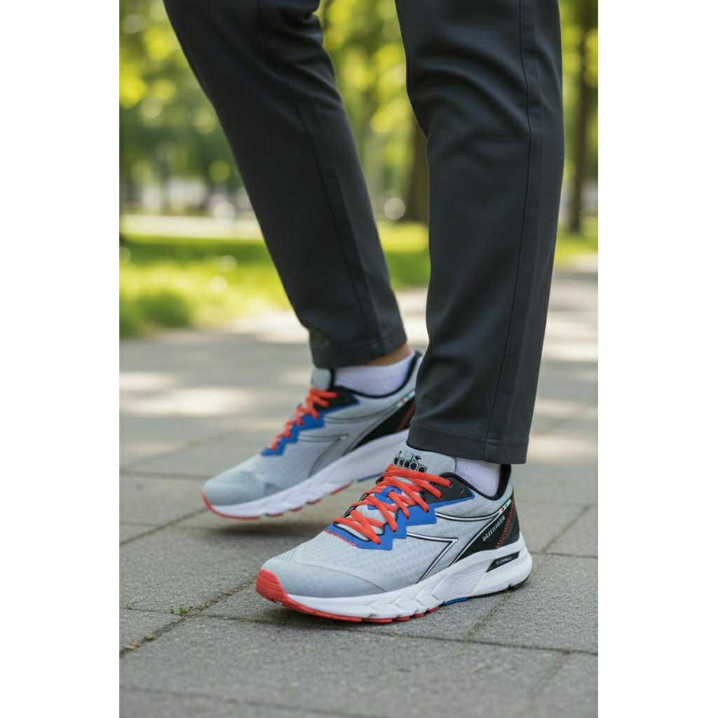 Promosepatu diadora pria-mythos blushieldvolo 2-silver DD/black/white-sepatu diadora ori-sepatu pria