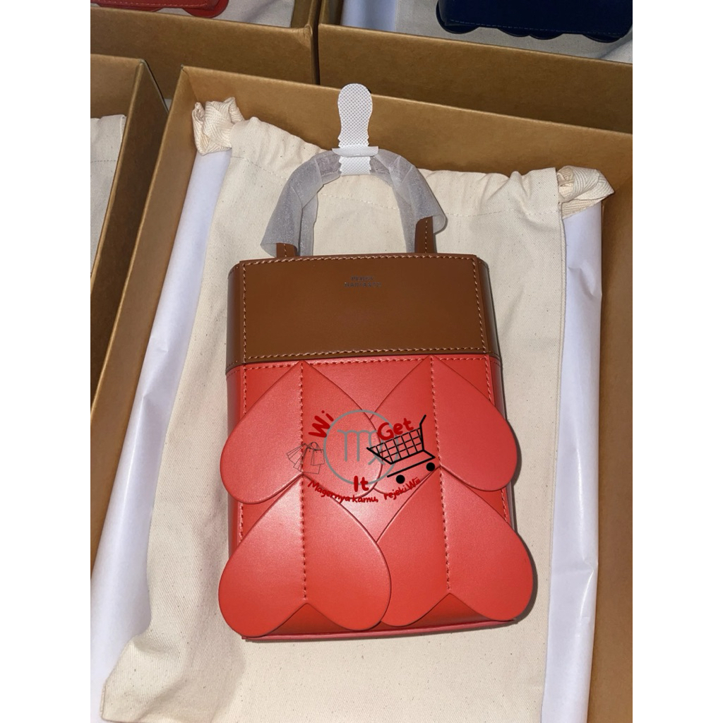 Axil by Peggy Hartanto