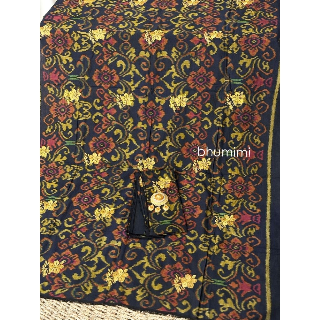 Kain Tenun Endek Sugeng/ Kamen Endek Sugeng Tretes