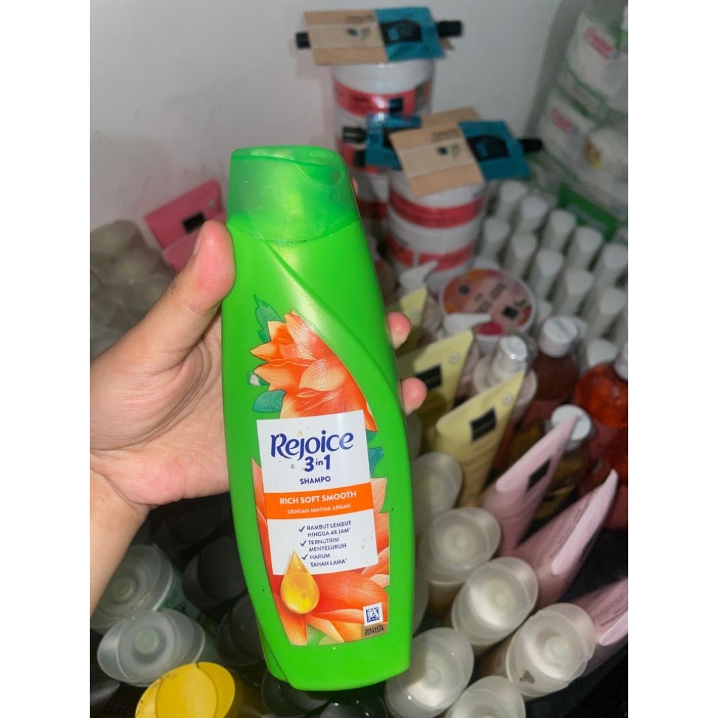 REJOICE SHAMPO