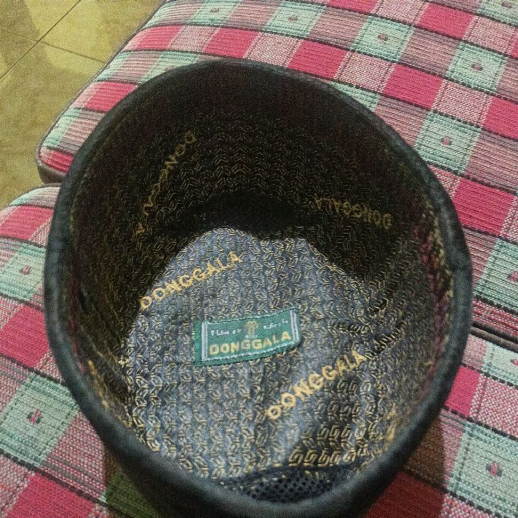 SONGKOK HITAM DONGGALA