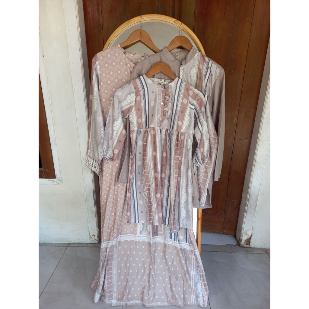 PRELOVED Sarimbit Couple Vanilla Hijab