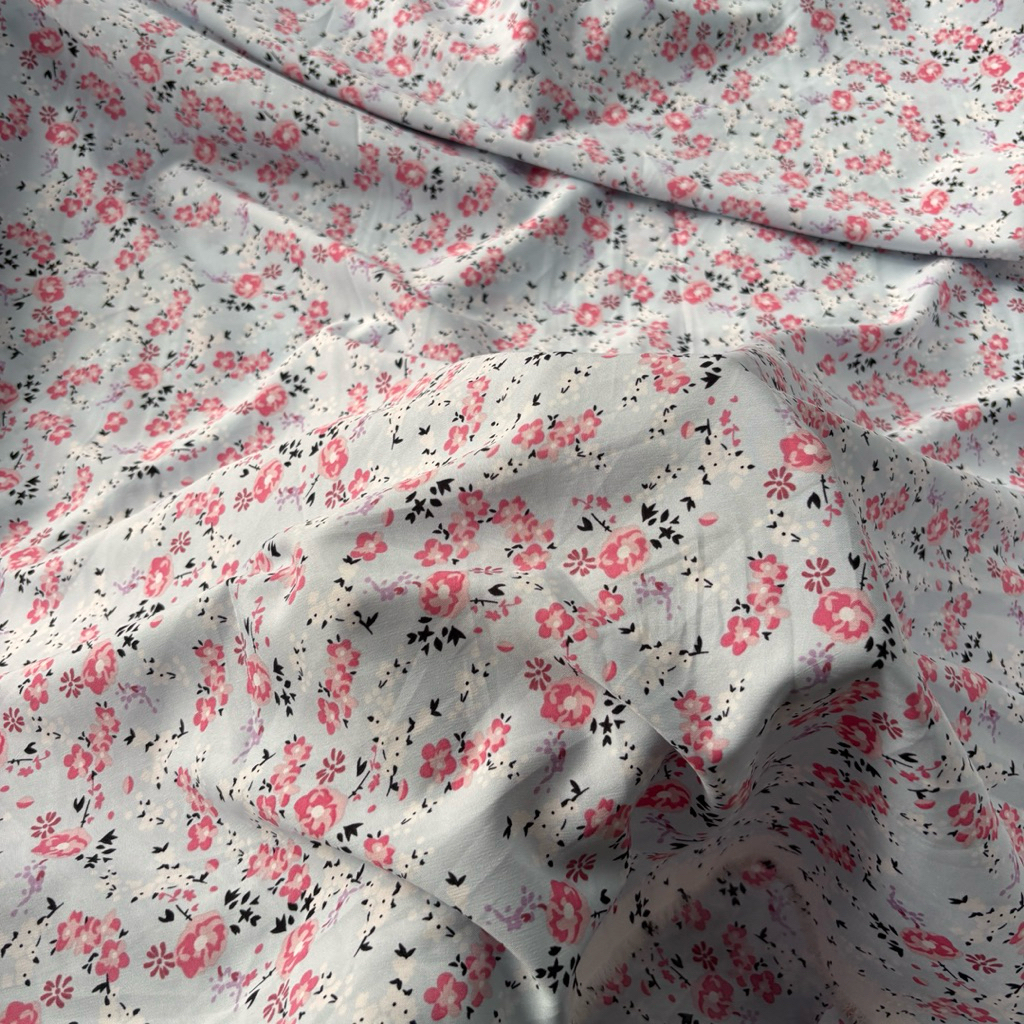 Kain Moscrepe / Shakila Motif Bunga Kecil - Bahan Gamis & Tunik Meteran - Kain Crepe Premium Lembut 