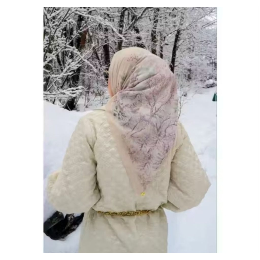 Buttonscarves Series Holiday Voile Square Clay sekali pakai