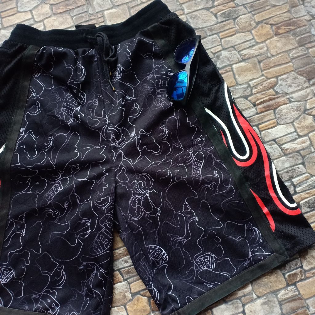 Celana pendek olahraga branded original preloved, Celana pendek Basketball