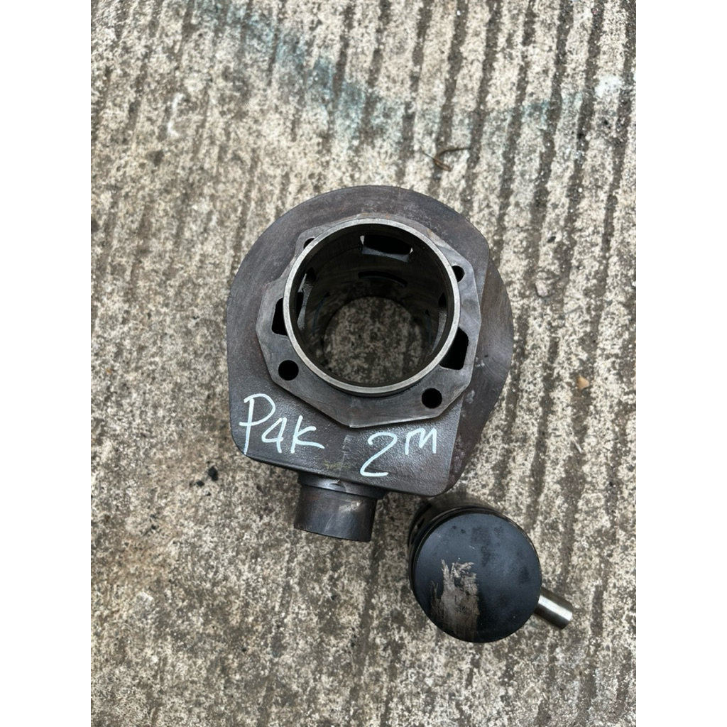 Blok P4k Lubang 3 original Vespa Excel / Exclusive 2