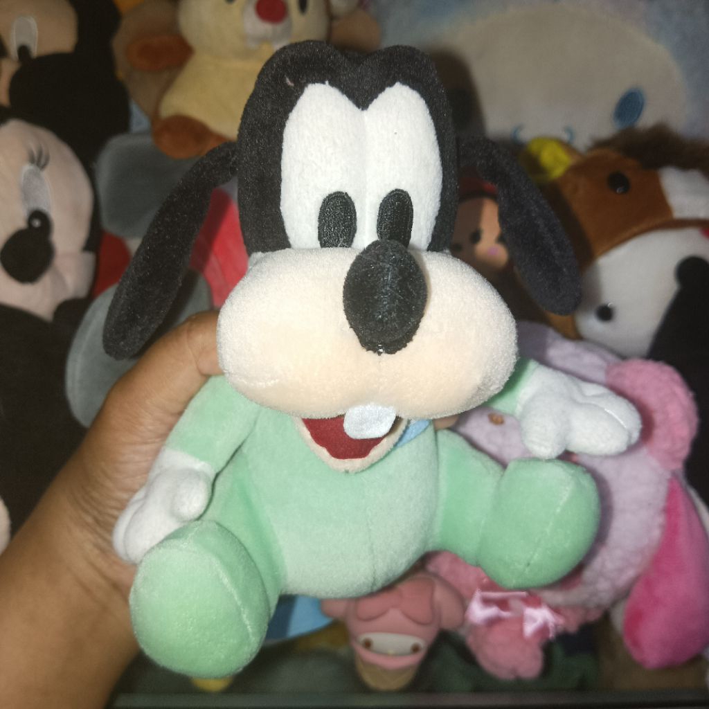 Boneka Goofy Baby