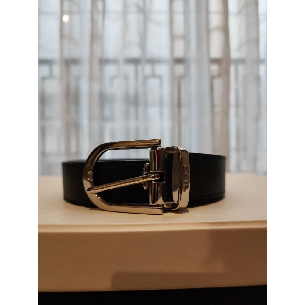 TUMI Leather Belt Black