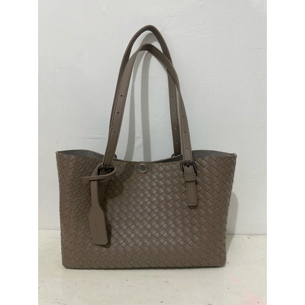 Preloved tas shoulder ala bottega/anyam