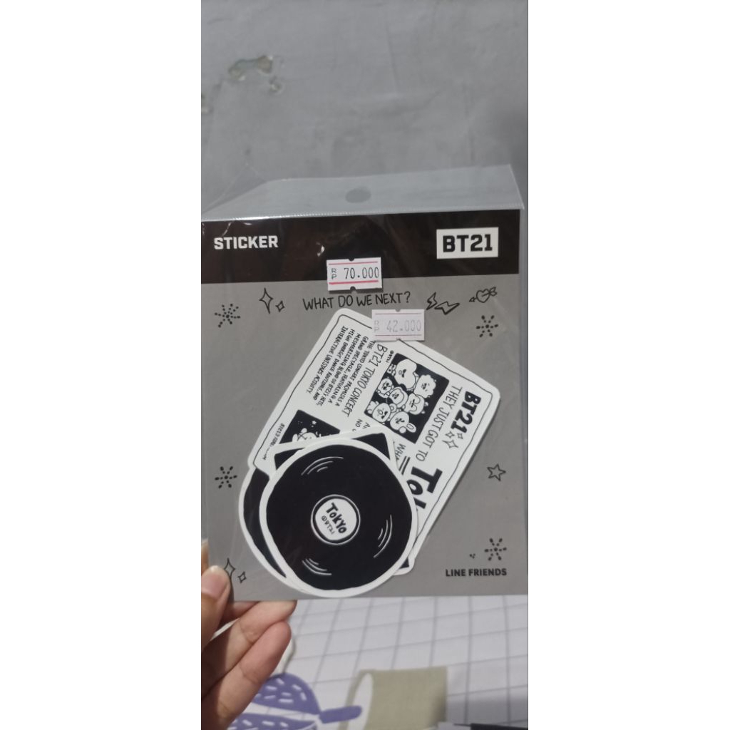 StikerBt21