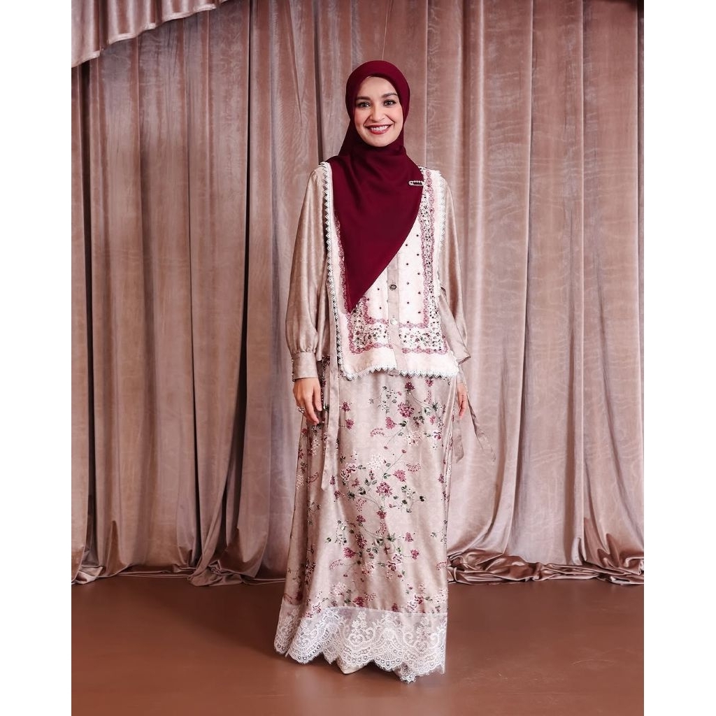 Shi By Shireen Sungkar Zaneera Set