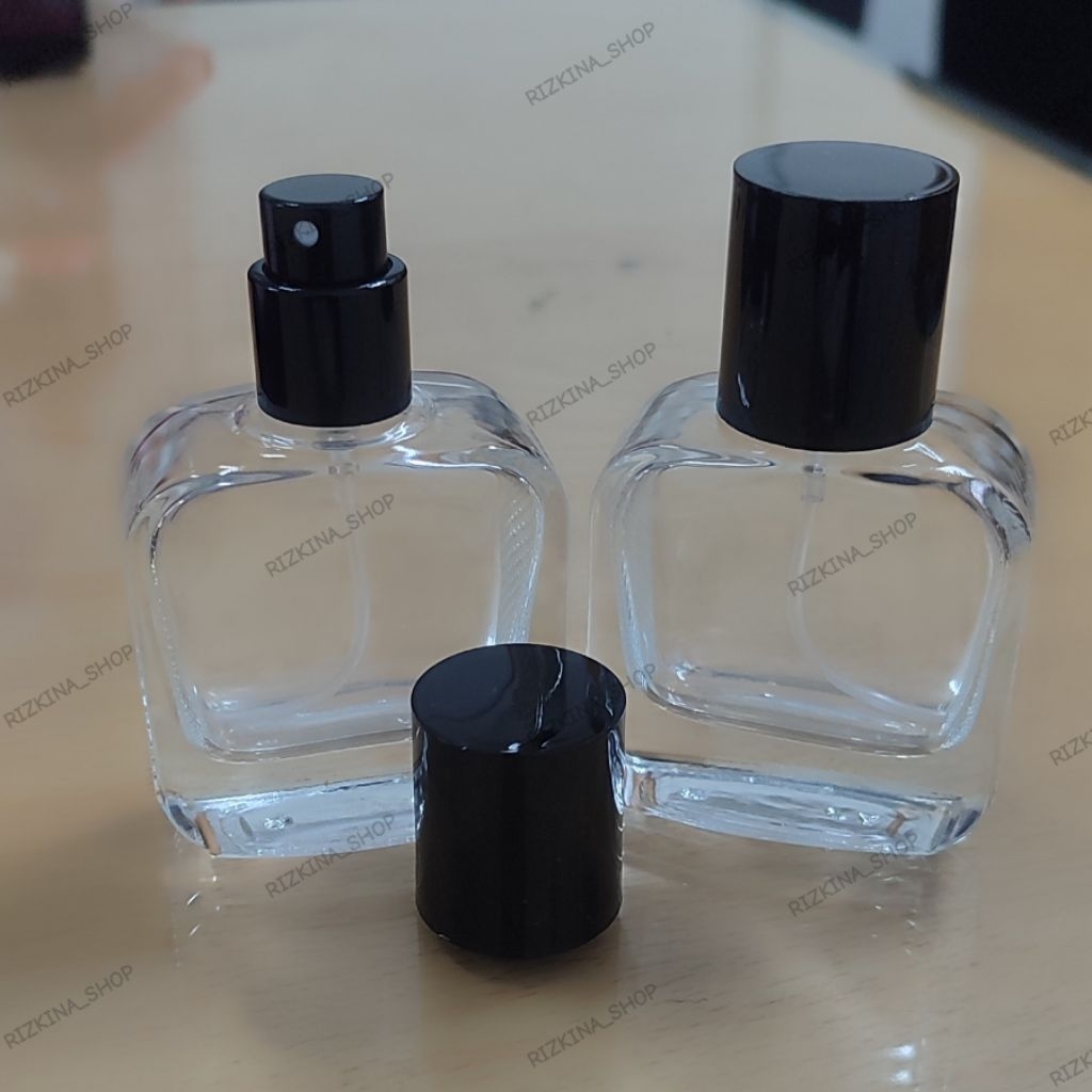 Botol Lacoste 30ml Tutup Hitam model DRAT / ULIR
