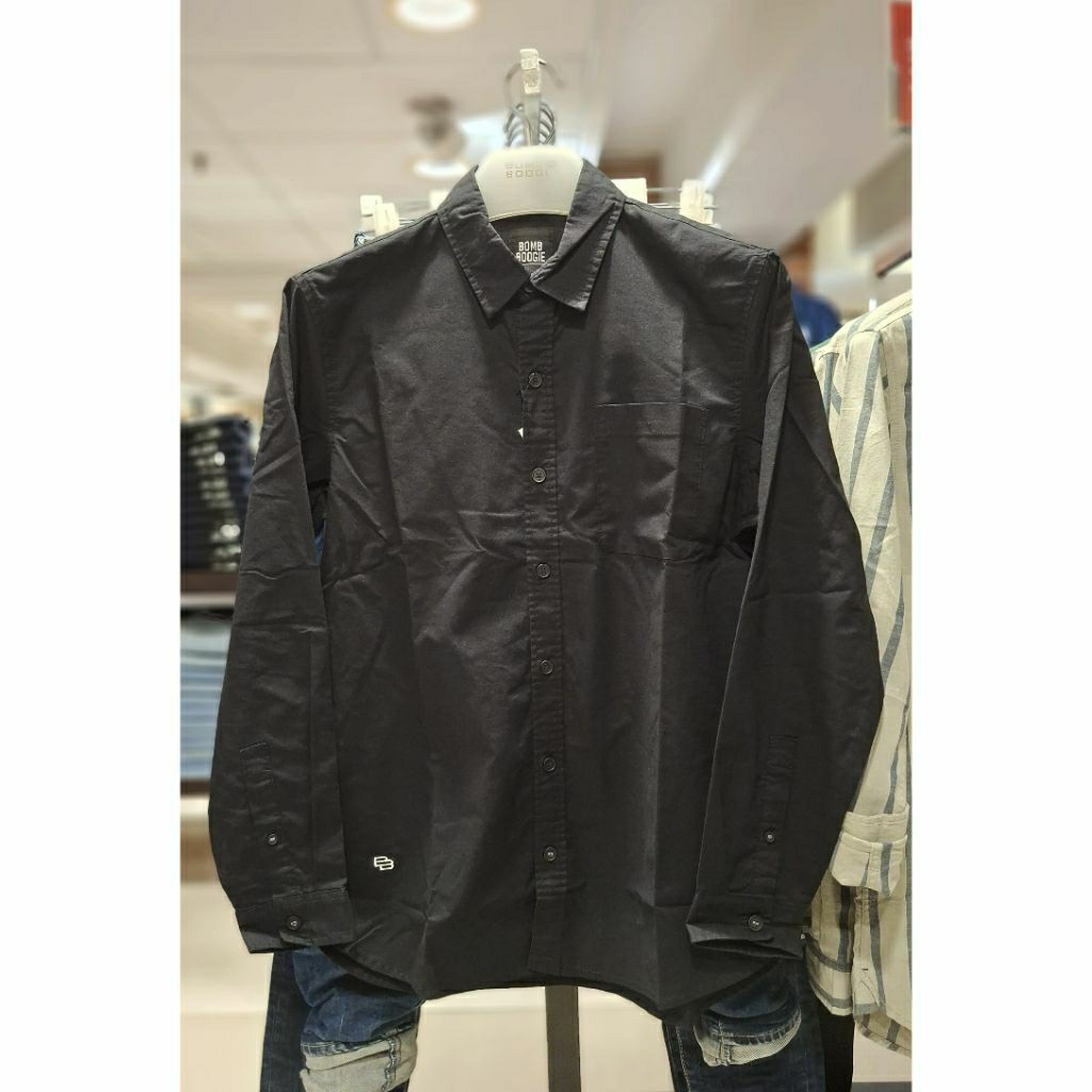 BOMBBOOGIE - kemeja pria warna hitam bombboogie original