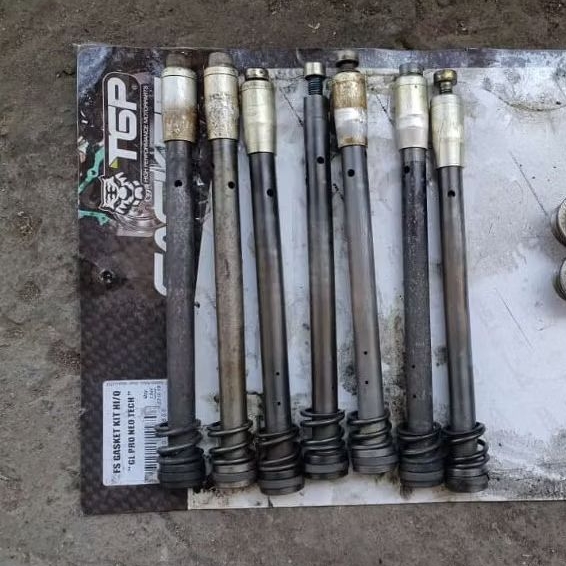 Sulingan shock shok depan Tirev Tiger Revo Tilam Megapro Primus Lama Hiu GL MP original copotan