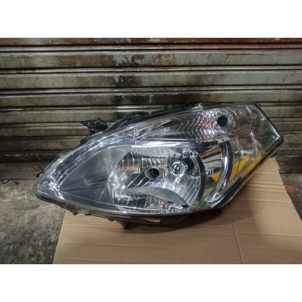 Headlamp Lampu Depan Suzuki Ertiga 2013 2017