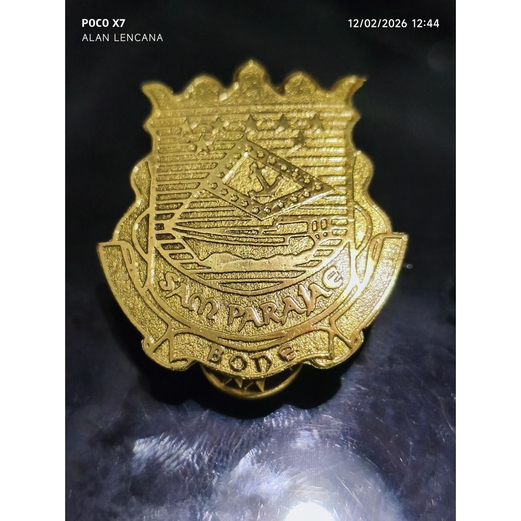 PIN SAMPARAJAE BONE – BAHAN KUNINGAN PROSES ETSA