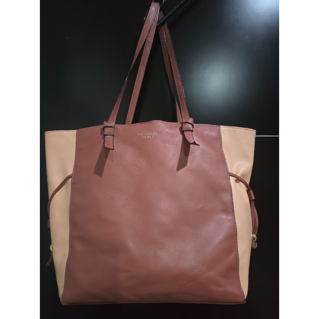 (PRELOVED) Tas Wanita / Shoulder bag / Tas Wanita Besar