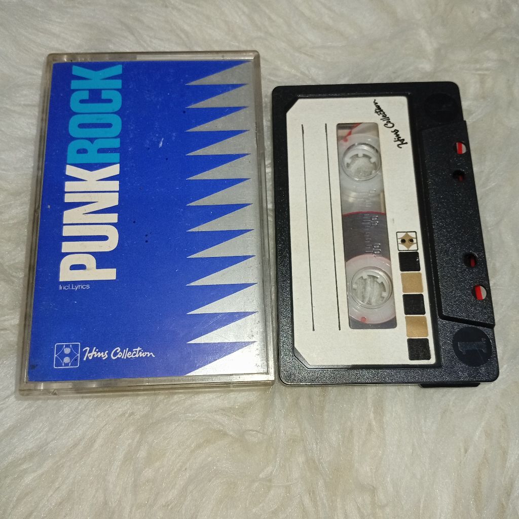 Kaset Pita Punk Rock