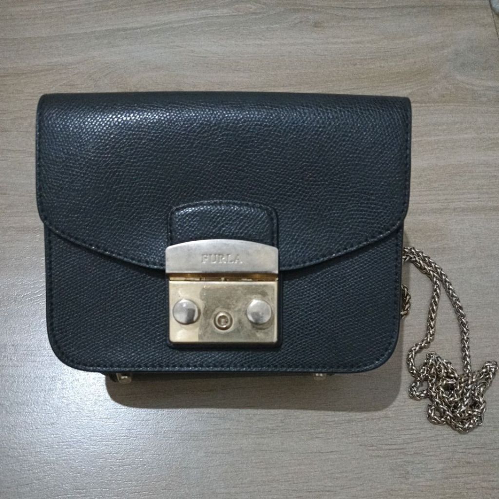 sling bag furla