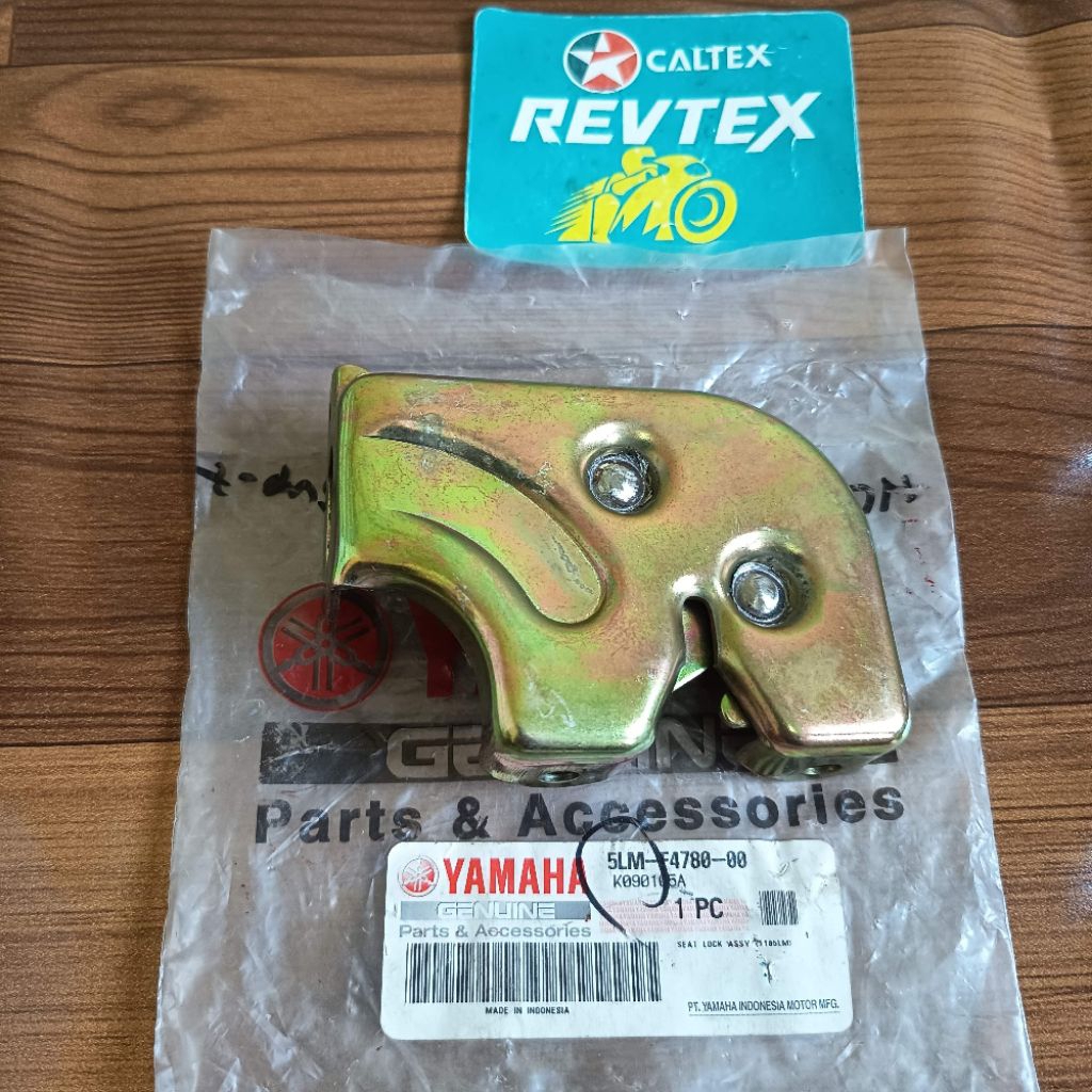 engsel lawan kunci jok dudukan kunci jok Jupiter old lama Jupiter z Jupiter z Burhan original ygp no