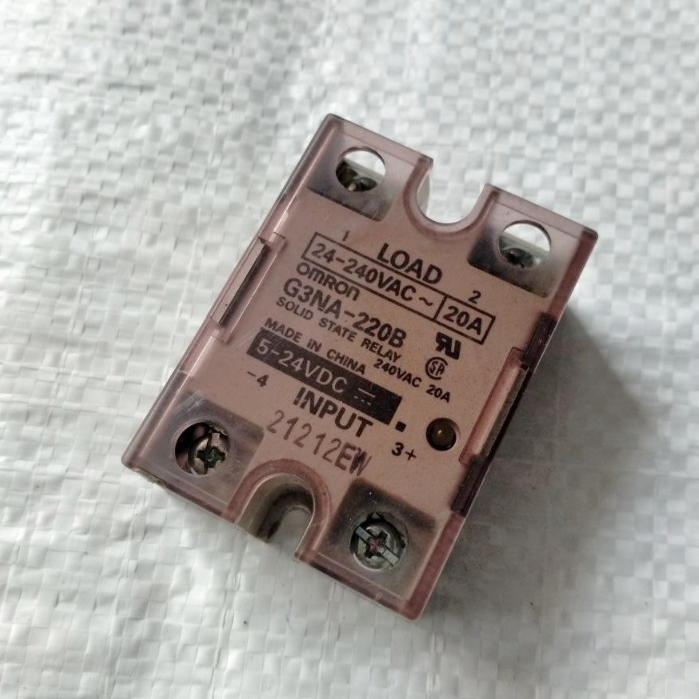 Solid State Relay SSR Omron 20A