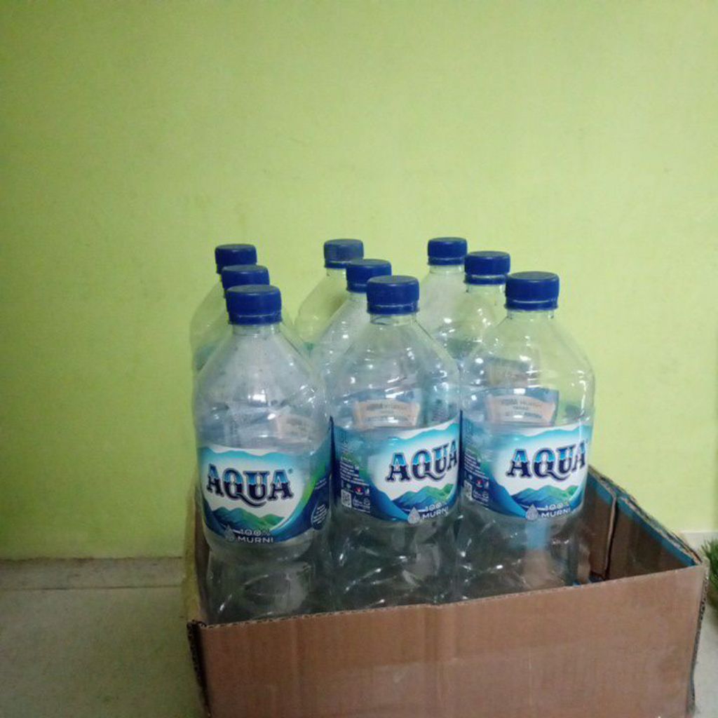 botol ( 9biji ) aqua 1,5 liter bersih
