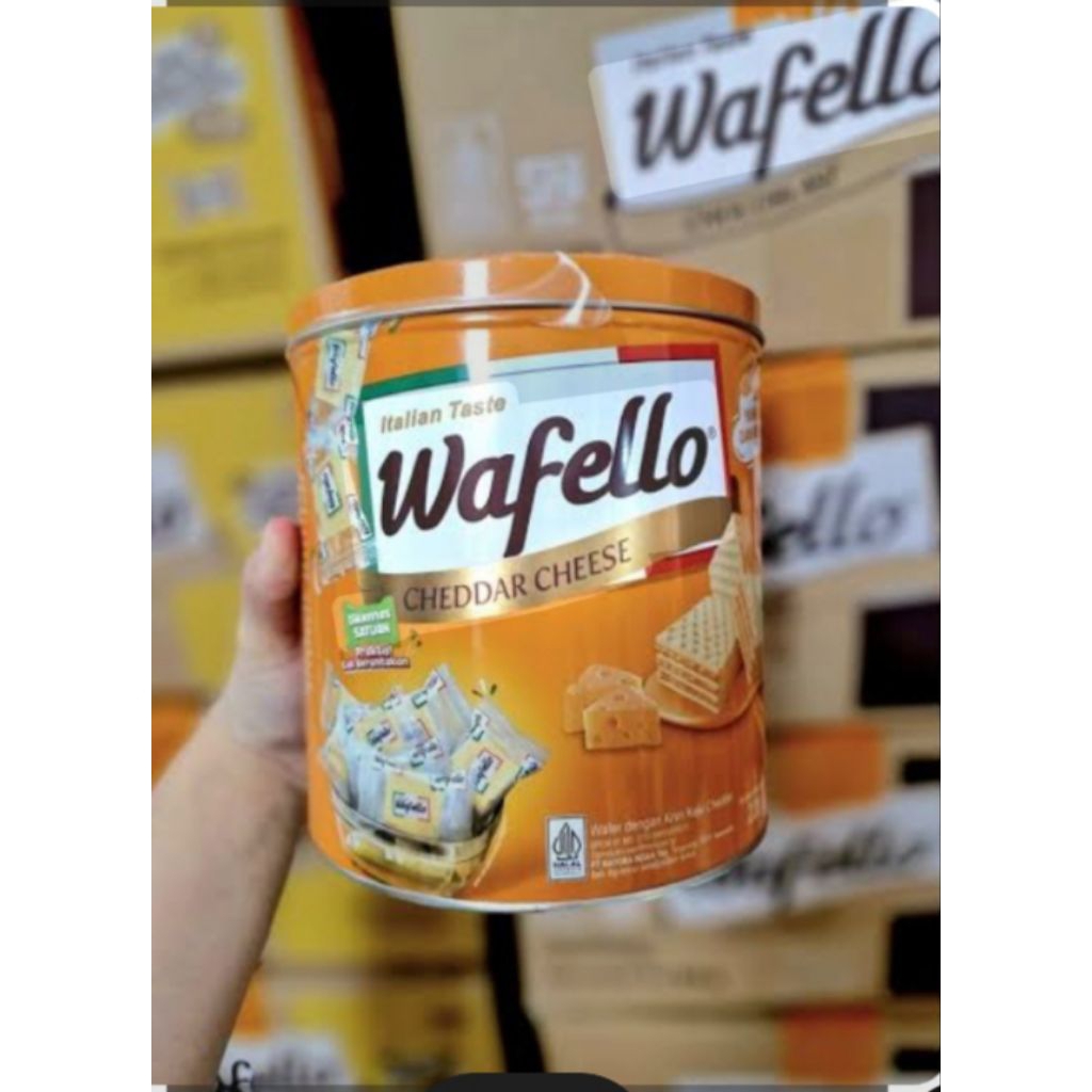 ROMA WAFER WAFELLO CHEESE KALENG