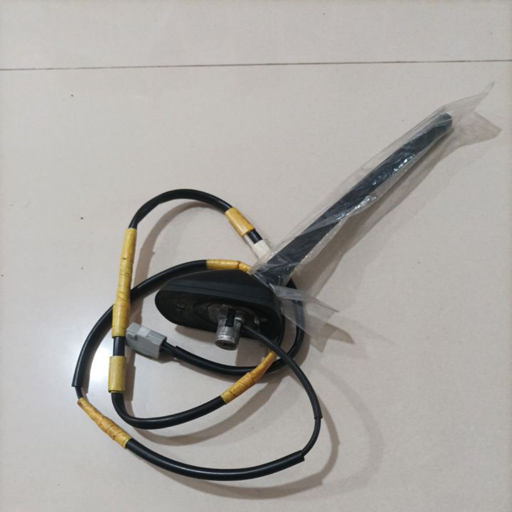 ANTENA RADIO MOBIL TOYOTA ETIOS VIOS YARIS SIENTA ORIGINAL