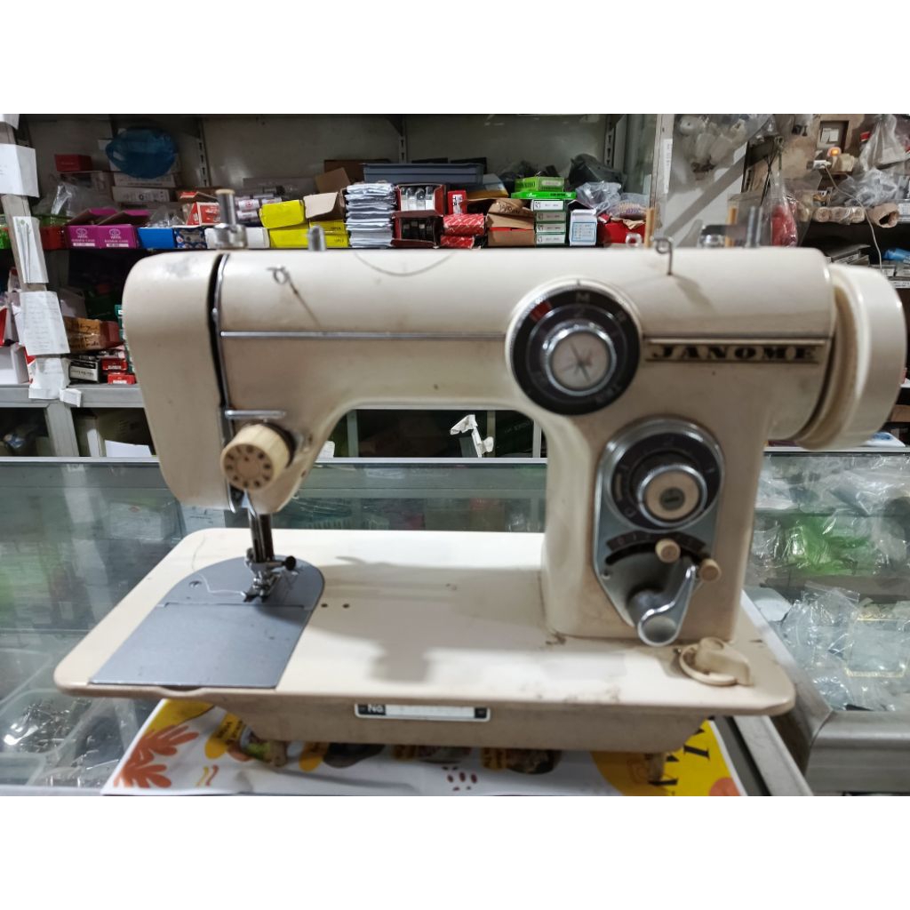 [BEKAS RASA BARU] Mesin Janome 672 Bekas