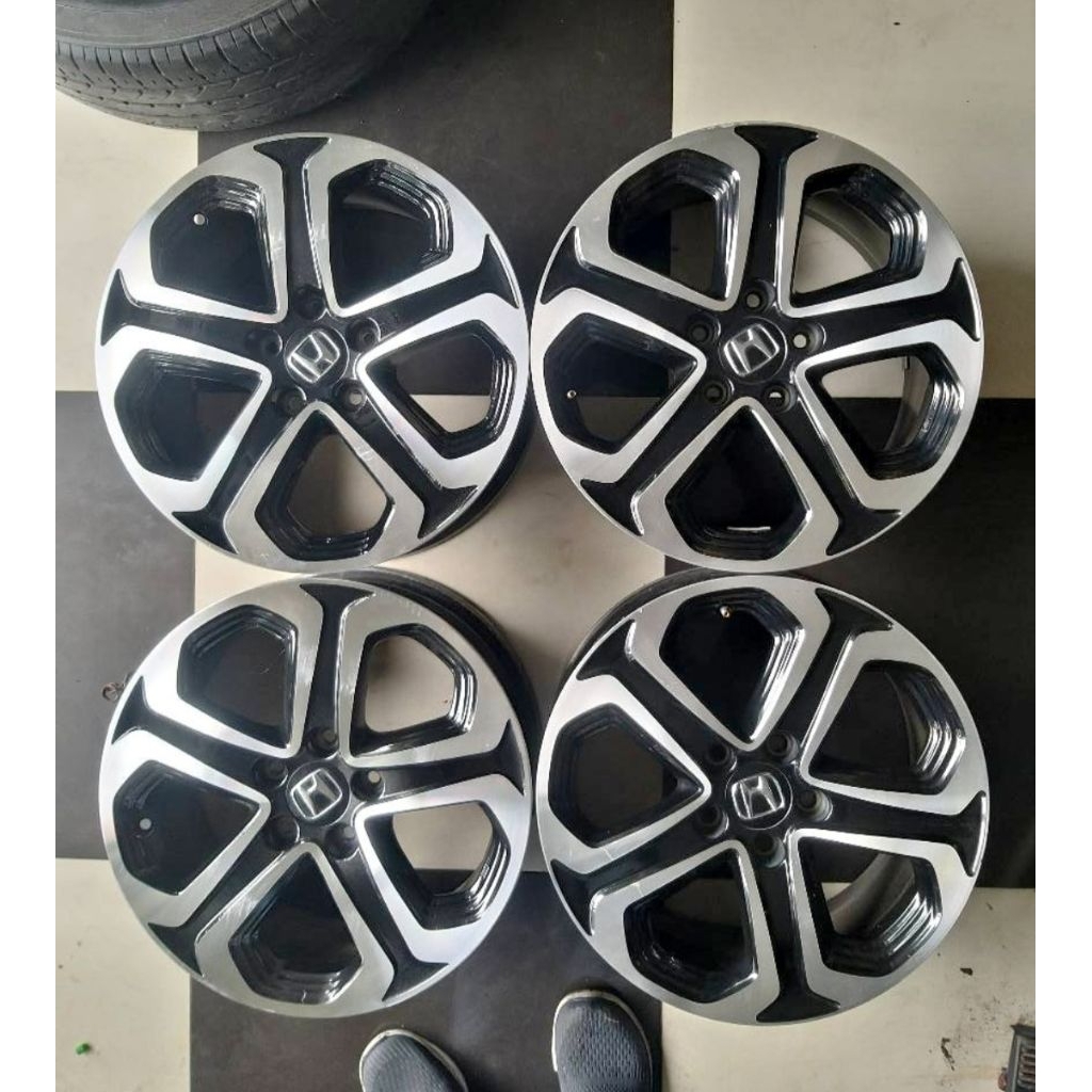 jual velg second standar hrv ring 17 lobang 5 warna black polish